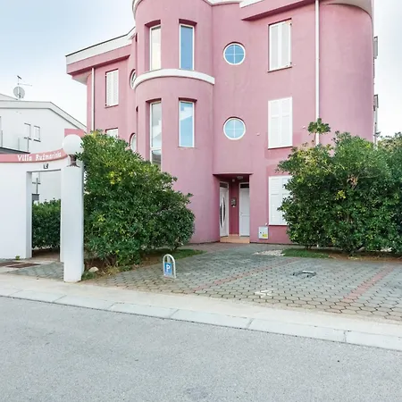 Apartment Ruzmarinka